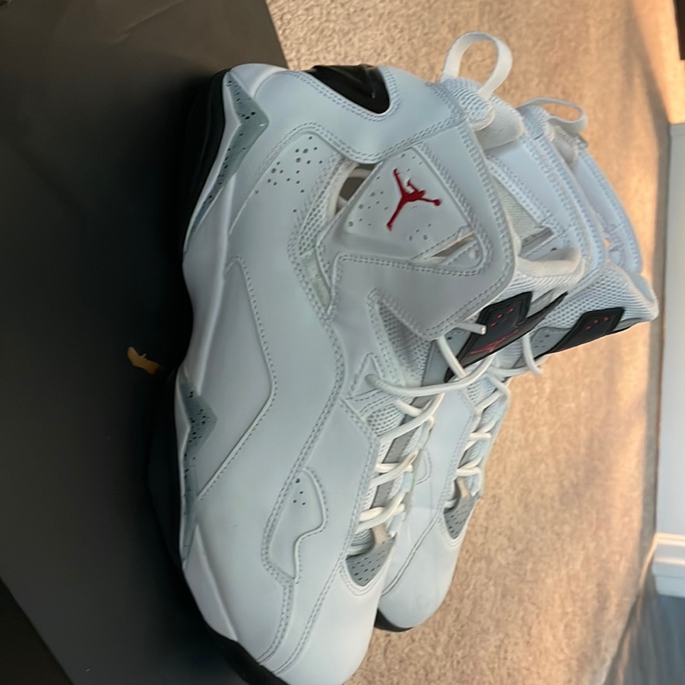 JORDAN TRUE FLIGHT